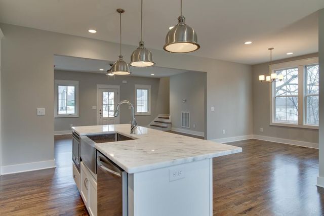 942B Strouse Ave B, Nashville, TN 37206