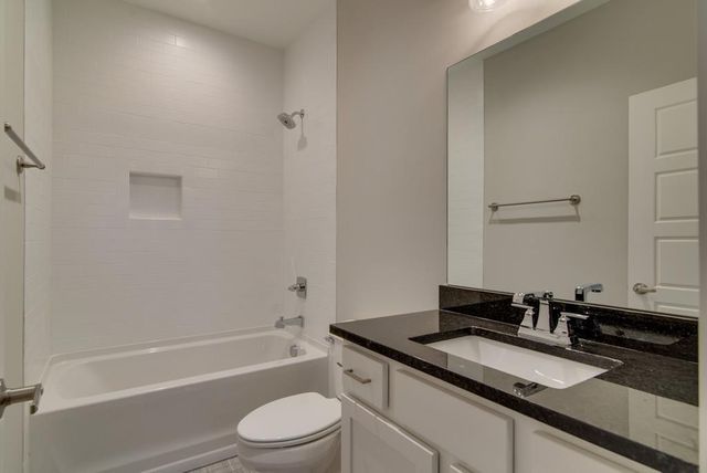 942B Strouse Ave B, Nashville, TN 37206