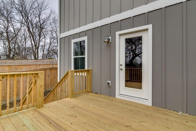 942B Strouse Ave B, Nashville, TN 37206