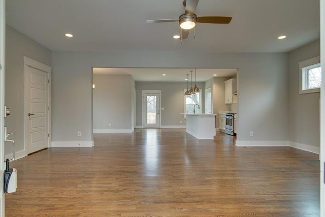 942B Strouse Ave B, Nashville, TN 37206