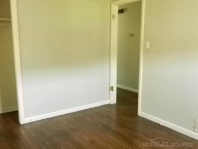 22485 Hillock Avenue, Warren, MI 48089