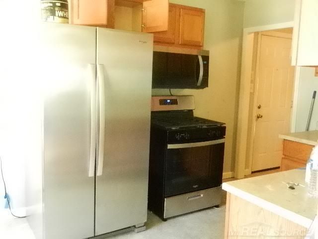 22485 Hillock Avenue, Warren, MI 48089