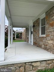 610 LAUREL RD, Springfield, PA 19064
