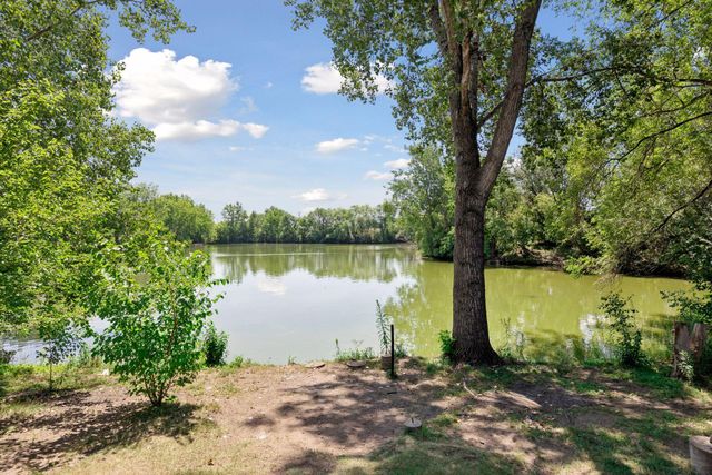 7370 158th Street W, Apple Valley, MN 55124