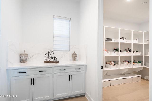 21242 Wild Flower Way, Chatsworth, CA 91311