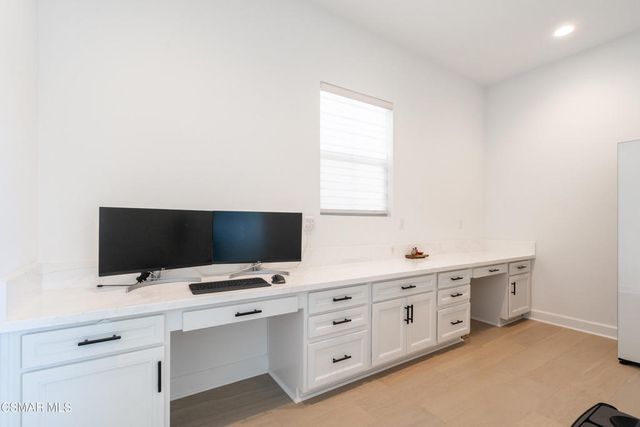 21242 Wild Flower Way, Chatsworth, CA 91311