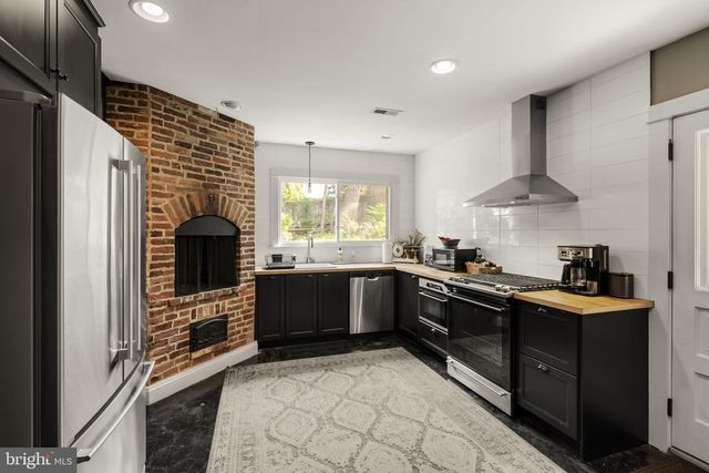446 W ORANGE ST, Lancaster, PA 17603