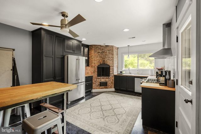 446 W ORANGE ST, Lancaster, PA 17603
