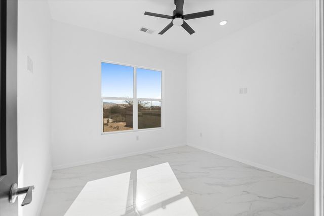 1521 MONTERREY Road NE, Rio Rancho, NM 87144