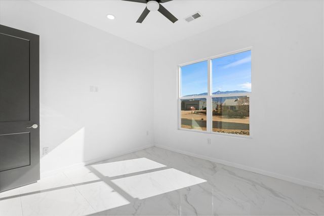 1521 MONTERREY Road NE, Rio Rancho, NM 87144