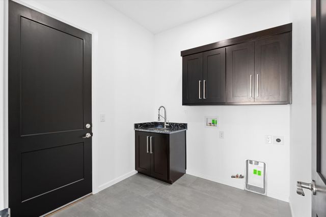 1521 MONTERREY Road NE, Rio Rancho, NM 87144