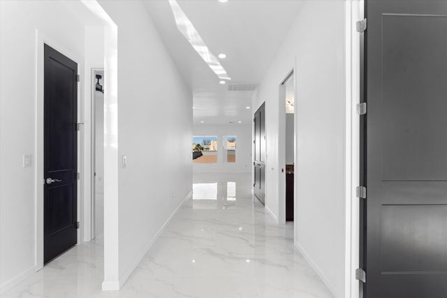 1521 MONTERREY Road NE, Rio Rancho, NM 87144