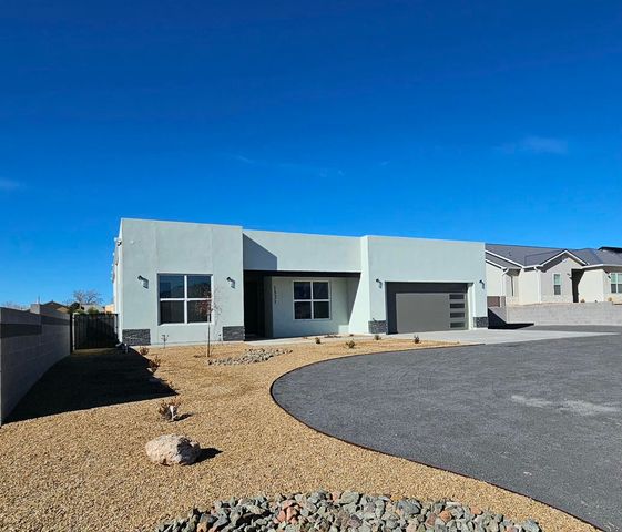 1521 MONTERREY Road NE, Rio Rancho, NM 87144