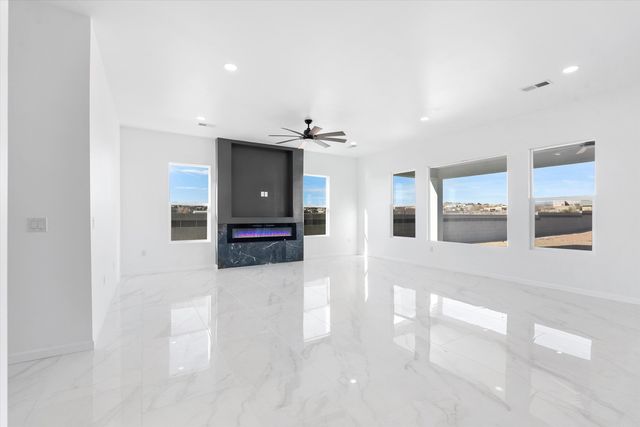 1521 MONTERREY Road NE, Rio Rancho, NM 87144