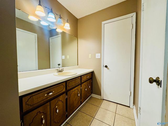 268 Pops Corner, Huntsville, AL 35811