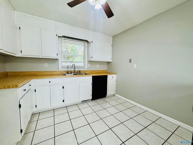 268 Pops Corner, Huntsville, AL 35811