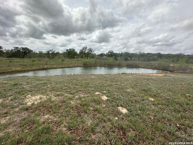 412 Lake, La Vernia, TX 78121