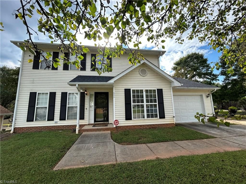 600 Summerwalk Road, Greensboro, NC 27455