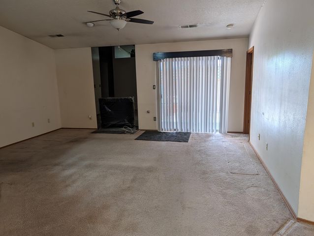 4608 Periwinkle Court NW, Albuquerque, NM 87120