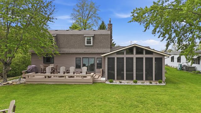 55 Lane 301C Barton Lake, Fremont, IN 46737