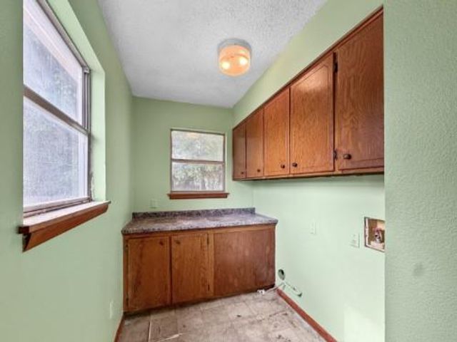 415 N Main Highway, Noble, OK 73068