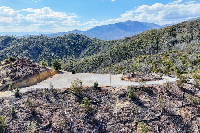 15075 Brunswick Drive, Redding, CA 96001