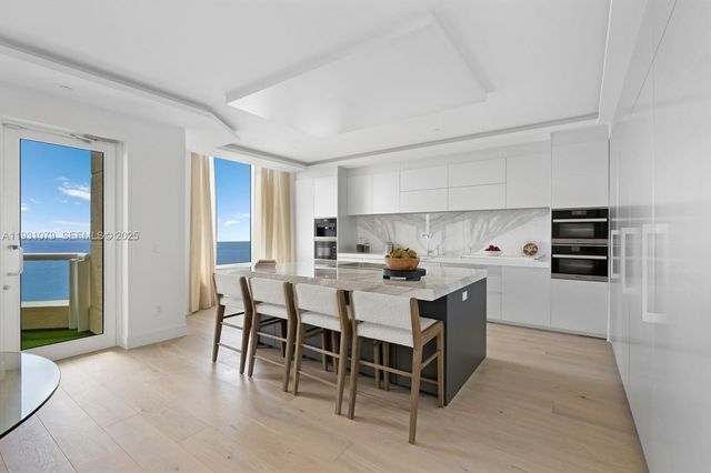 17875 Collins Ave PH5002, Sunny Isles Beach, FL 33160