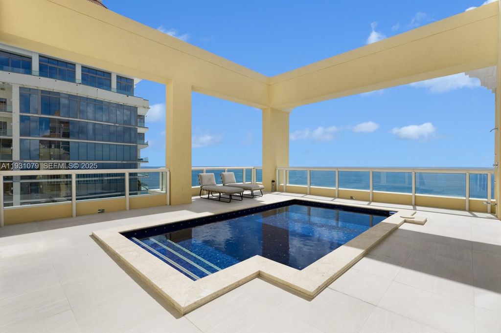 Image 20 of property listing at 17875 Collins Ave PH5002, Sunny Isles Beach, FL 33160