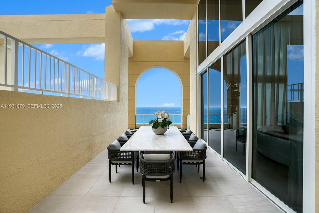 Image 22 of property listing at 17875 Collins Ave PH5002, Sunny Isles Beach, FL 33160