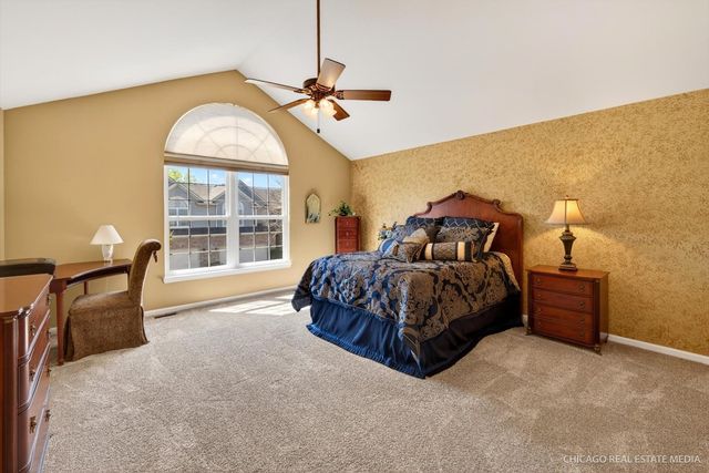 710 Juniper Lane, Lake In The Hills, IL 60156