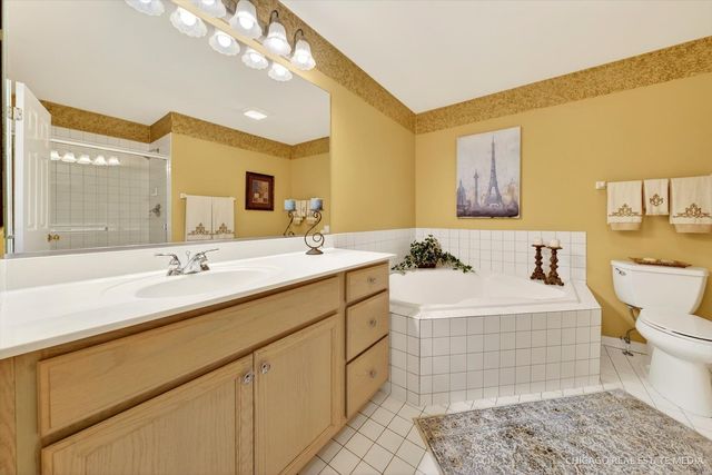 710 Juniper Lane, Lake In The Hills, IL 60156