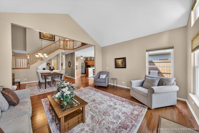 710 Juniper Lane, Lake In The Hills, IL 60156