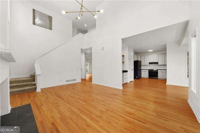 1086 Pine Grove Avenue NE, Brookhaven, GA 30319