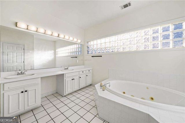 1086 Pine Grove Avenue NE, Brookhaven, GA 30319