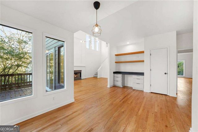 1086 Pine Grove Avenue NE, Brookhaven, GA 30319