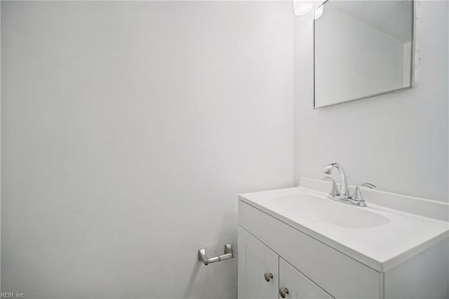 1208 Green Cedar LN, Virginia Beach, VA 23453