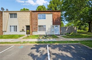 1208 Green Cedar LN, Virginia Beach, VA 23453