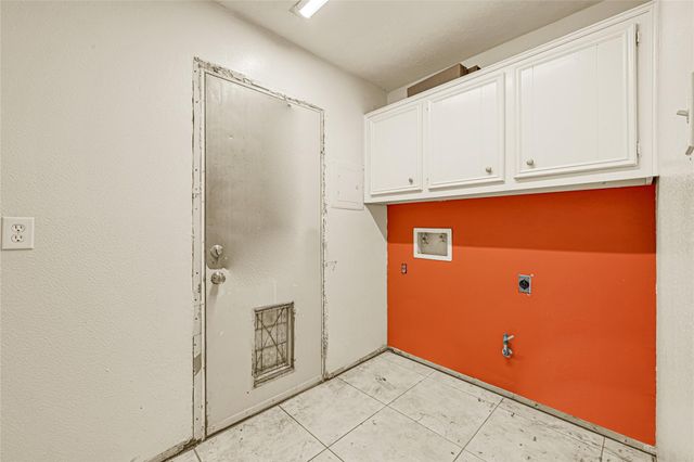 15406 Swan Creek Drive, Houston, TX 77095