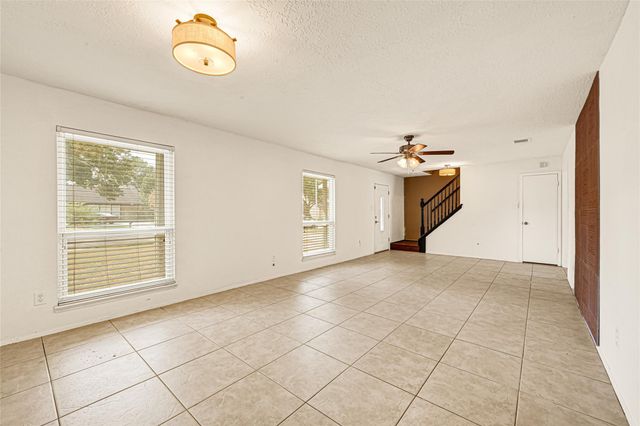 15406 Swan Creek Drive, Houston, TX 77095