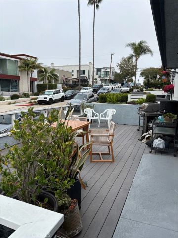 206 Fernleaf A, Corona Del Mar, CA 92625
