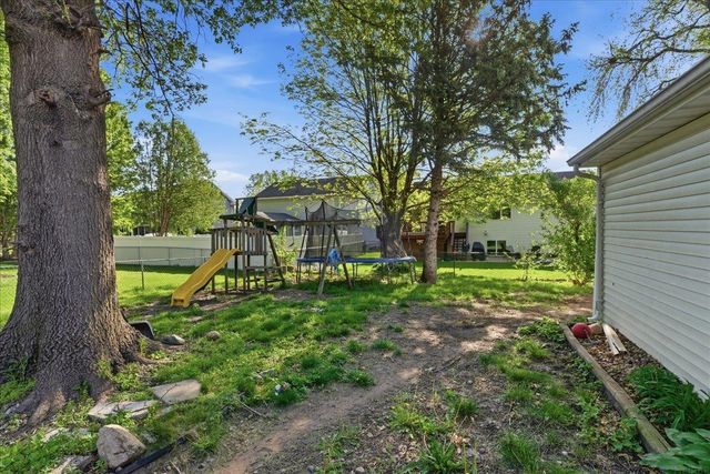 5320 Marius Drive, Cedar Falls, IA 50613
