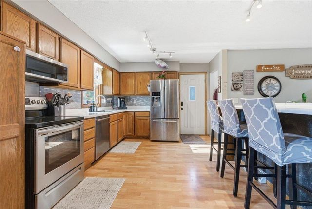 5320 Marius Drive, Cedar Falls, IA 50613