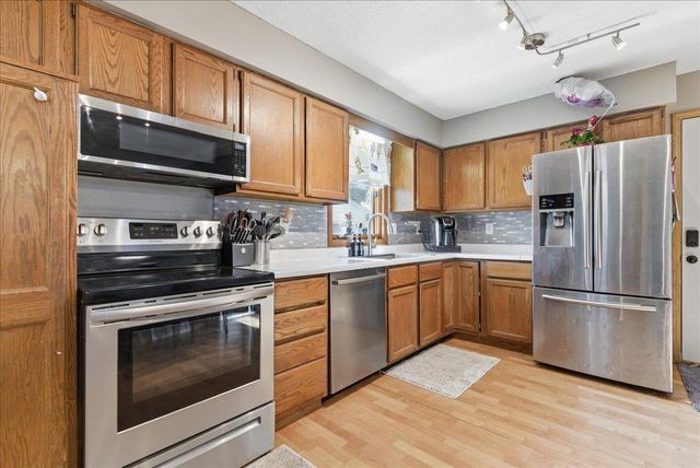 5320 Marius Drive, Cedar Falls, IA 50613