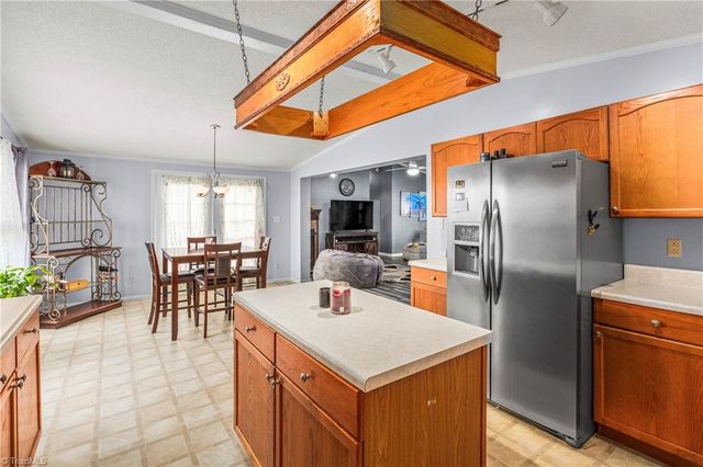 3868 Running Cedar Lane, Hamptonville, NC 27020