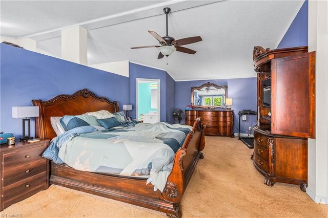 3868 Running Cedar Lane, Hamptonville, NC 27020