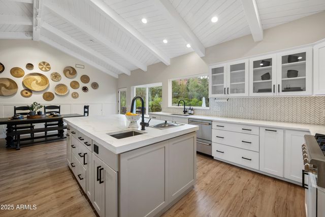 20 SHADOW ROCK Drive, Sedona, AZ 86336