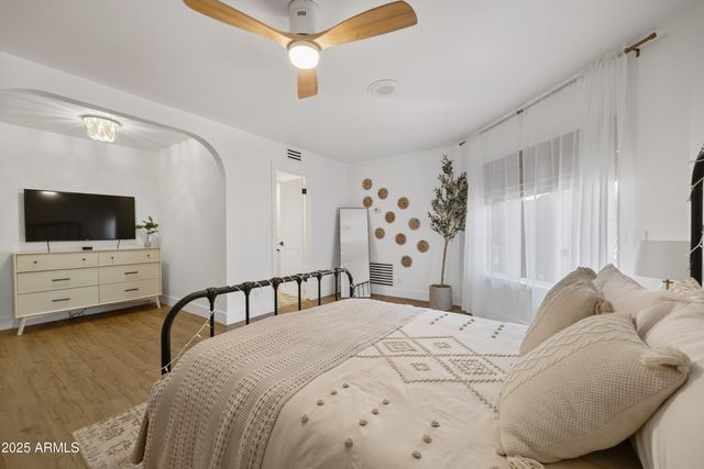 20 SHADOW ROCK Drive, Sedona, AZ 86336