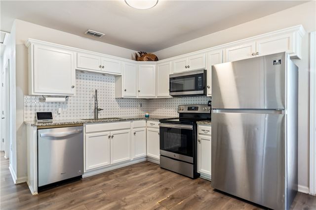 329 E Lakeside and 326 Picture Dr, Corpus Christi, TX 78418