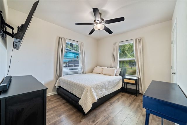 329 E Lakeside and 326 Picture Dr, Corpus Christi, TX 78418