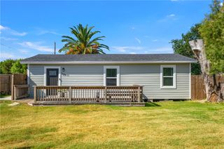 329 E Lakeside and 326 Picture Dr, Corpus Christi, TX 78418